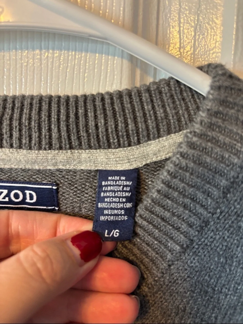 Izod Men's Charcoal Gray V-Neck Sweater